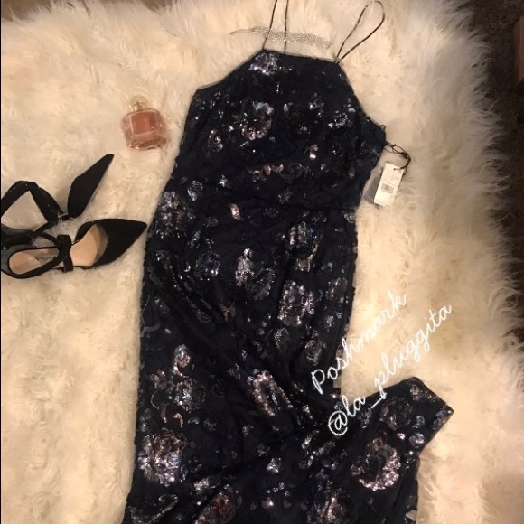 Adrianna Papell Halter Evening Gown - Picture 3 of 5